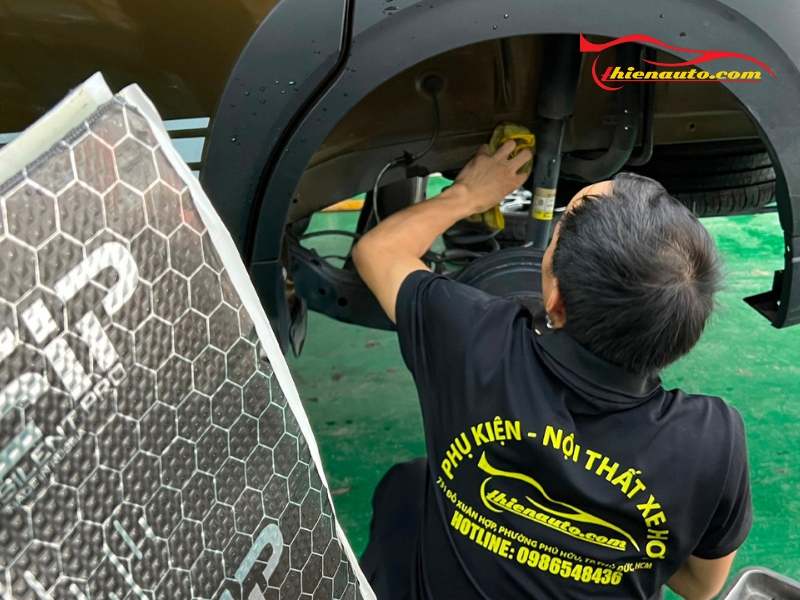 Dán cách âm chống ồn Suzuki là gì?