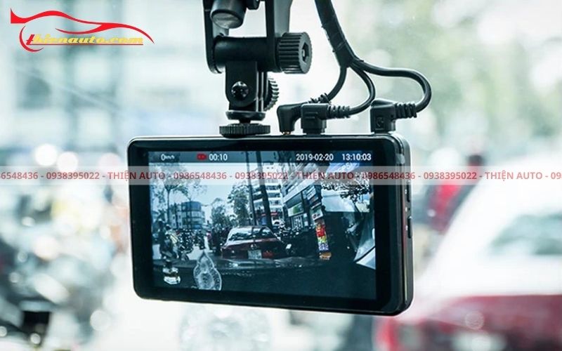 Camera hành trình - Phụ kiện công nghệ hỗ trợ lái xe Suzuki Camera hành trình - Phụ kiện công nghệ hỗ trợ lái xe Suzuki