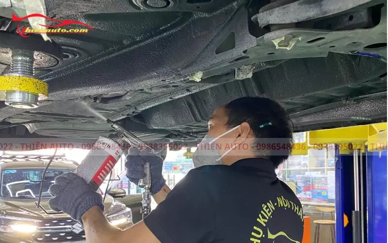 Tại sao các chủ xe nên phủ gầm ô tô Suzuki? Tại sao các chủ xe nên phủ gầm ô tô Suzuki?