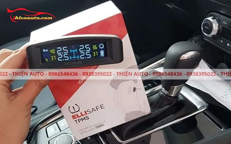 TN405 - Màn hình hiển thị đặt trên taplo 