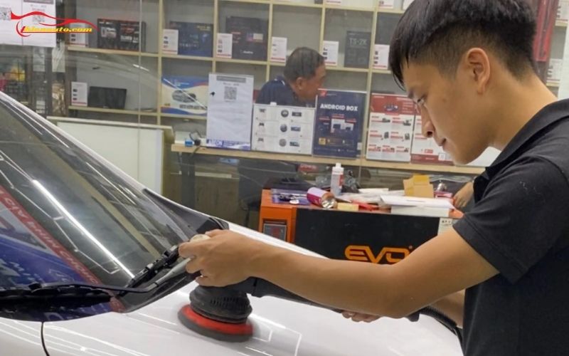 Chủ xe có thể tự xử lý tại nhà với các dụng cụ đơn giản Chủ xe có thể tự xử lý tại nhà với các dụng cụ đơn giản