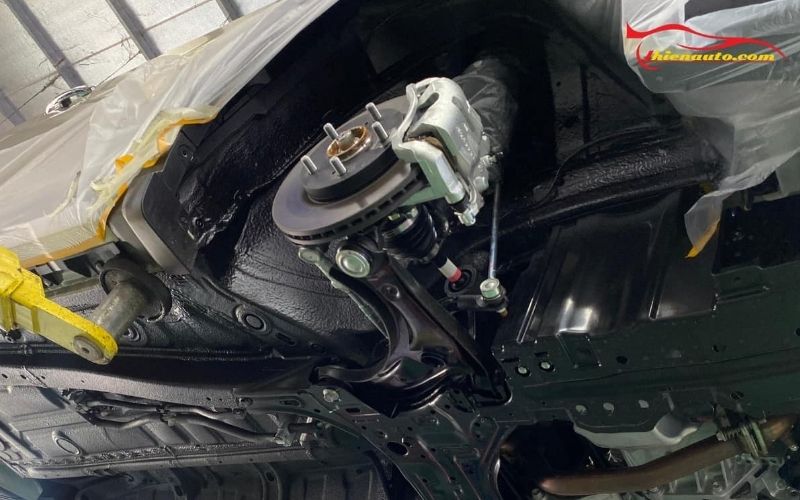 Kiểm tra hệ thống phanh ô tô Suzuki Kiểm tra hệ thống phanh ô tô Suzuki