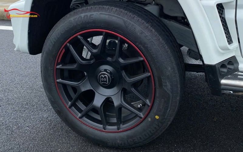 Suzuki Jimny độ mâm xe Brabus