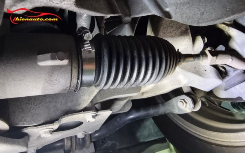 Cấu tạo thước lái ô tô và nguyên lý hoạt động khi lái xe