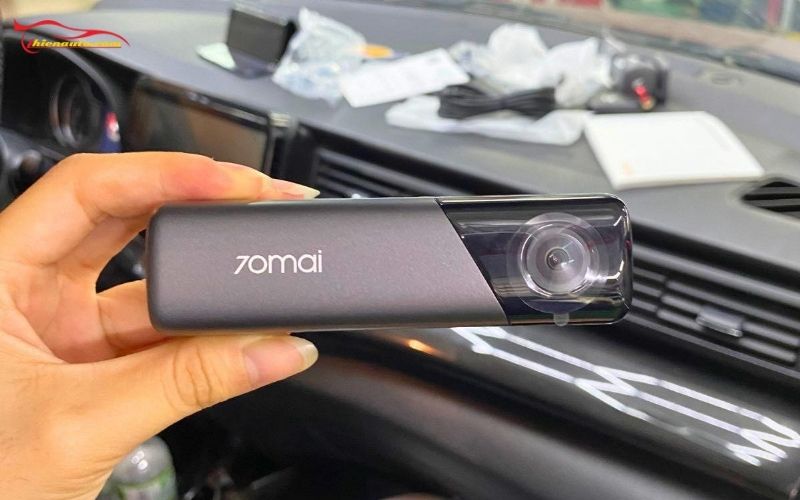 Camera hành trình 70mai M500