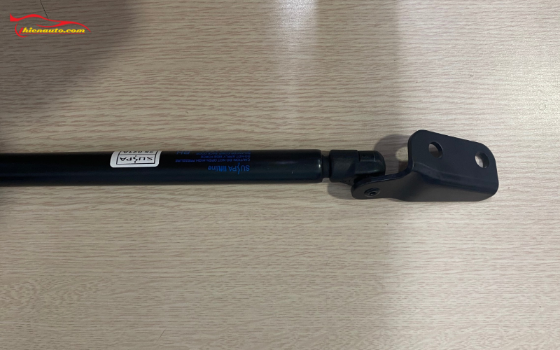 Ti cốp sau trái Suzuki Ertiga 81860M73R01