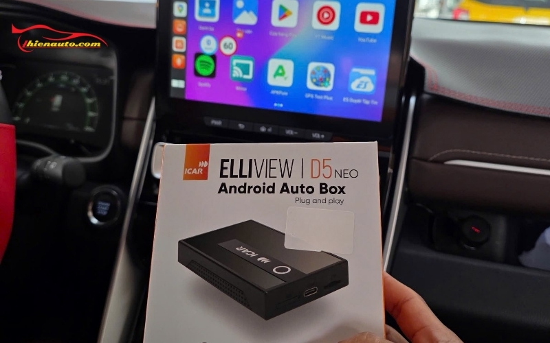 Lắp Android box Suzuki Fronx mẫu D5 Neo vừa có thể nghe nhạc vừa theo dõi cảnh báo tốc độ