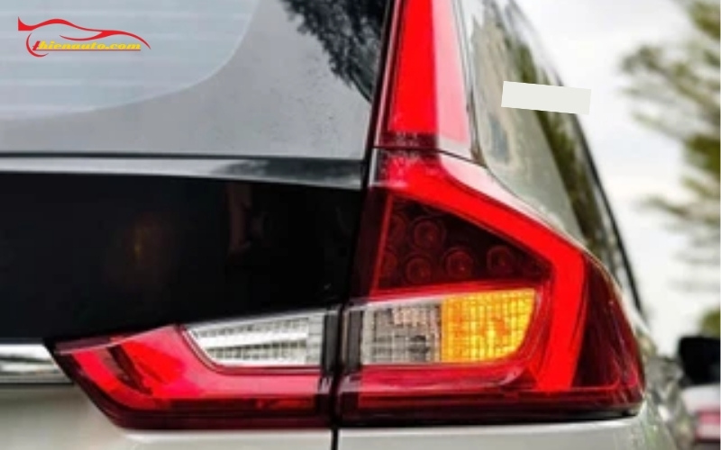 Đèn hậu Suzuki XL7 thiết kế hiện đại, nâng tầm ngoại thất