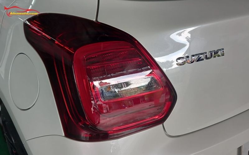 Đèn hậu cho Suzuki Swift