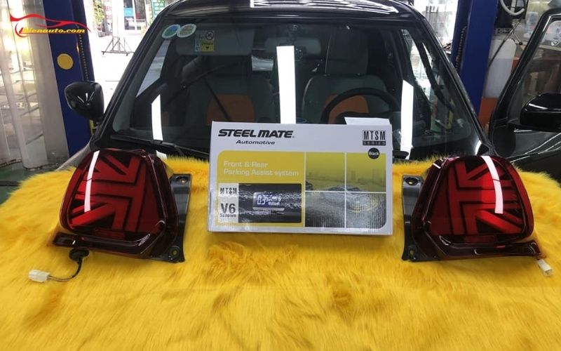 Thông tin chi tiết đèn hậu cờ Anh cho Suzuki Swift