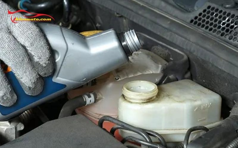 Tác dụng của dầu phanh Suzuki Tác dụng của dầu phanh Suzuki