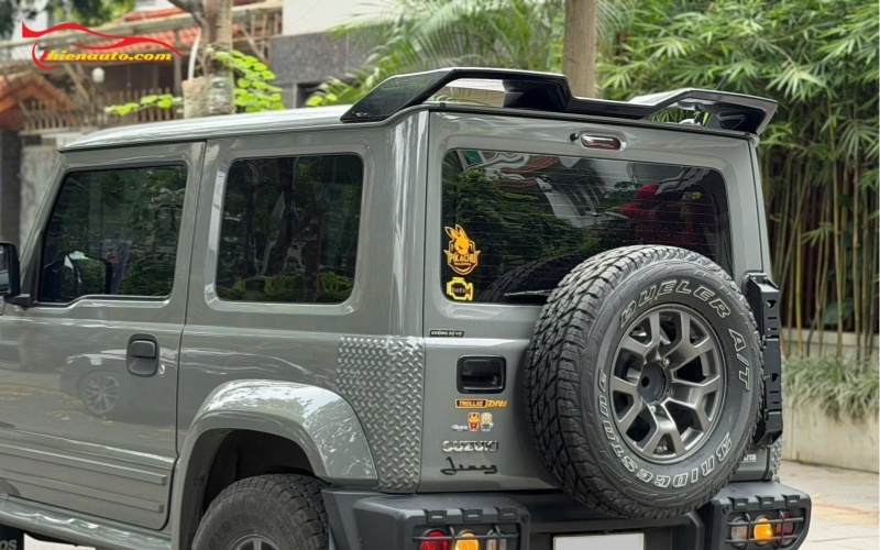Đuôi gió Suzuki Jimny