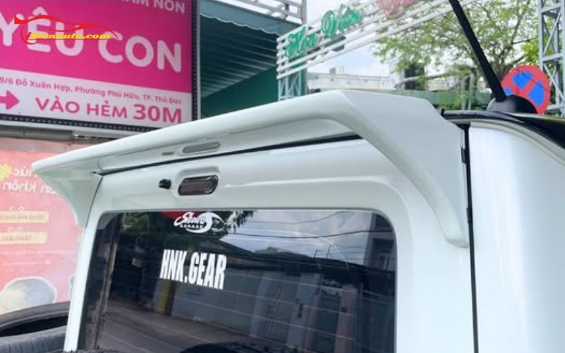 Đuôi gió Suzuki Jimny