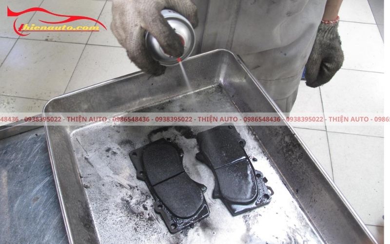 Bao lâu thì nên kiểm tra và vệ sinh phanh đĩa ô tô?