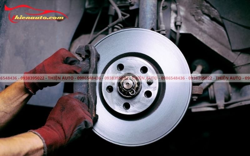 Trường hợp nào cần kiểm tra, bảo dưỡng phanh lập tức?