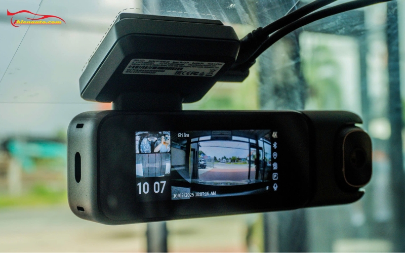 Bảng giá camera hành trình có quay được trong xe