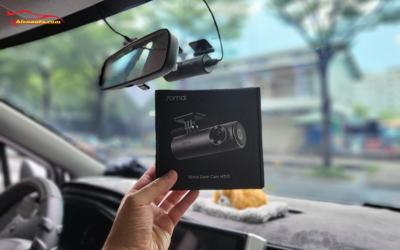 Camera hành trình có quay được trong xe không: Camera hành trình 70mai M310