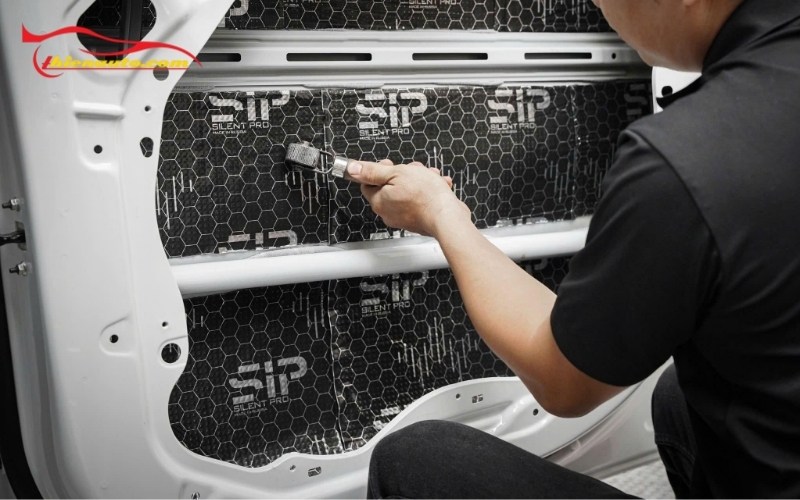 Lý do cần dán cách âm chống ồn Suzuki Fronx ngay từ đầu