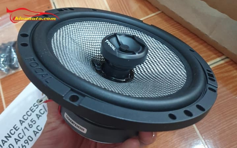 Độ loa SUB Suzuki Fronx loại nào phù hợp