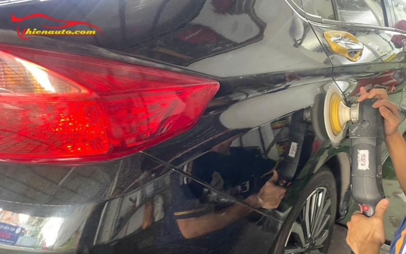 Kinh nghiệm khi phủ ceramix Suzuki Fronx tại quận 9