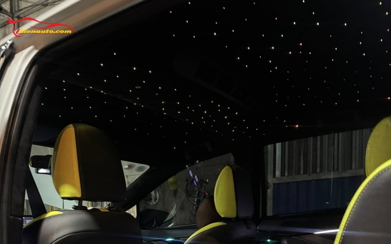 Phukiensuzuki luôn báo giá tốt nhất cho khách hàng bọc trần sao rơi Suzuki Fronx tại gara