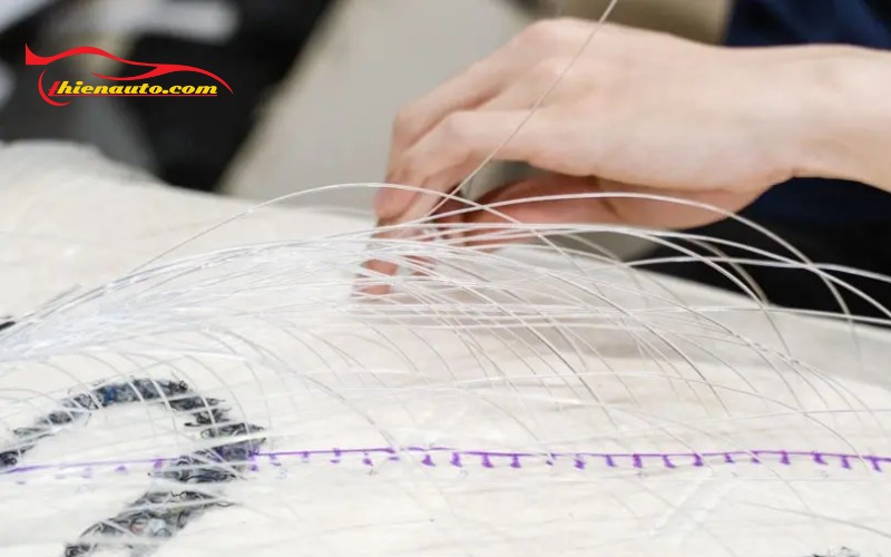 Quy trình bọc trần sao rơi Suzuki tại gara