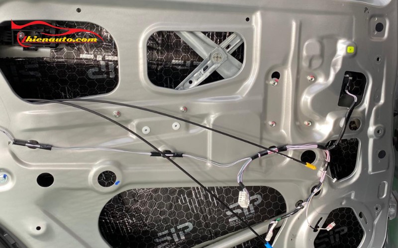 Lợi ích khi dán cách âm chống ồn Suzuki Swift