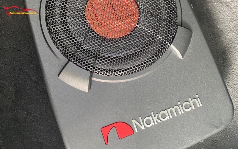 Độ loa Suzuki Swift thương hiệu Nakamichi