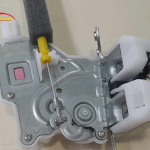 Khóa cốp sau Suzuki Ertiga/Ertiga Hybrid 82510-73R12-000