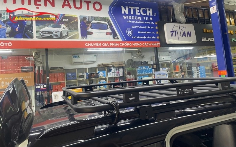 Suzuki Xl7 lắp giá nóc Rhino bền đẹp đáng tiền
