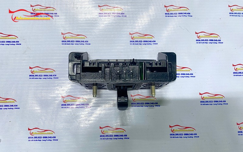 Tay mở cốp Suzuki Ertiga/Ertiga Hybrid 82850M72R10-000