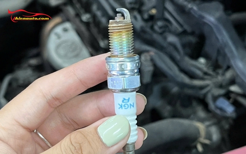 Vệ sinh bugi ô tô Suzuki đúng chuẩn