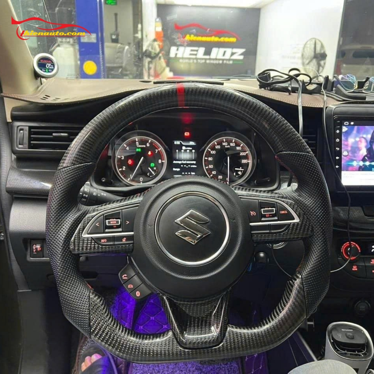 Độ vô lăng carbon Suzuki XL7