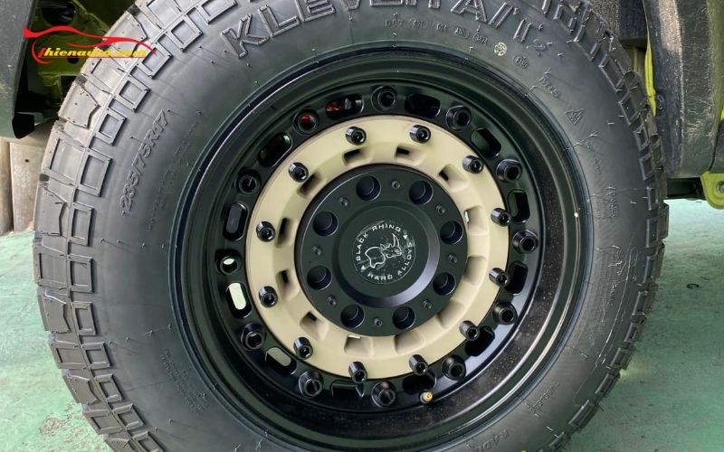 Suzuki Jimny độ Offroad tại Phukiensuzuki-Thiện Auto