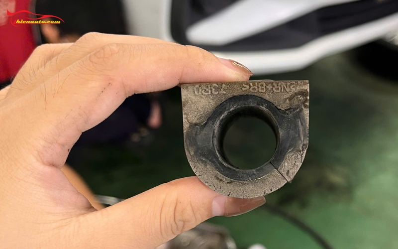 Hình ảnh bảo dưỡng - sửa chửa-thay thế phụ tùng ô tô Suzuki tại gara Suzuki Thiện Auto