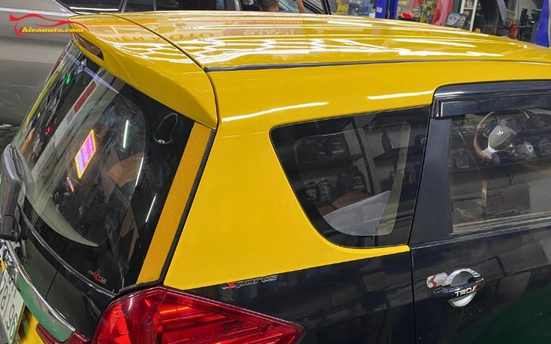 Dán decal xe có bị phạt không?