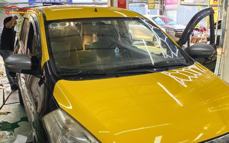 Dán decal xe đổi màu xe cho Suzuki Ertiga