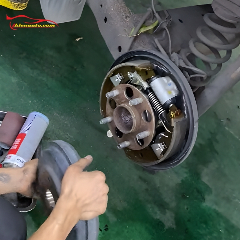 Một số lỗi thường gặp khi sử dụng phanh trang trống ô tô Suzuki