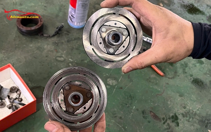 Thay mới mặt hít lốc lạnh Suzuki XL7