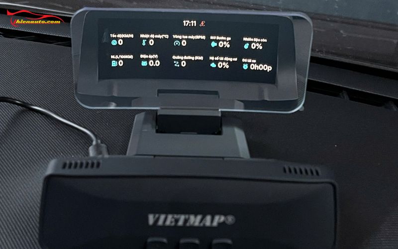 Trang bị thêm dây OBD2, HUD H50 có thể hiển thị: vòng tua máy, nhiệt độ két nước, điện áp xe…