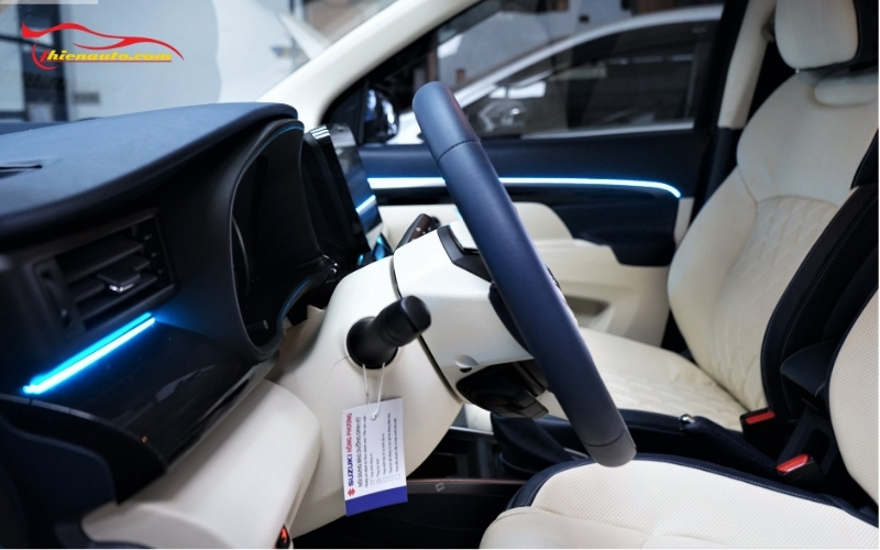 Đổi màu nội thất Suzuki XL7