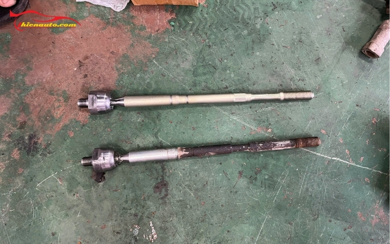 Nguyên nhân Rotuyn lái bị rơ