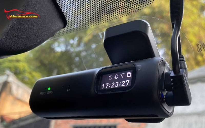 Lắp camera hành trình Suzuki Ertiga giúp ghi lại bằng chứng