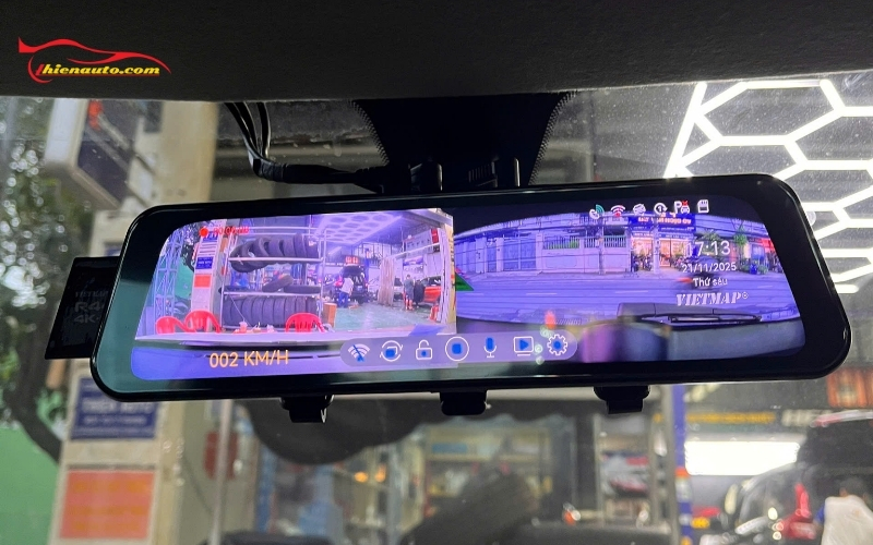 Camera hành trình Suzuki Ertiga Thủ Đức mẫu Vietmap R440