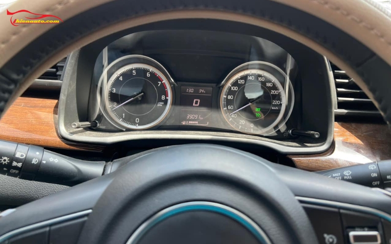 Độ Cruise control Suzuki Ertiga tích hợp màn ODO