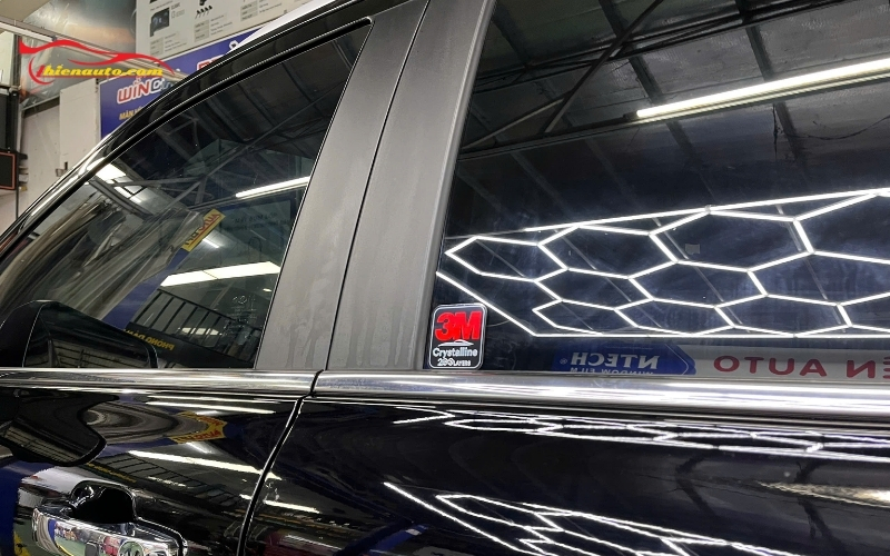 Phim cách nhiệt Suzuki Ertiga mẫu phim 3M