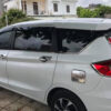 Chủ xe nên chọn đuôi gió Suzuki Ertiga đồng bộ màu với ngoại thất, chuẩn form xe
