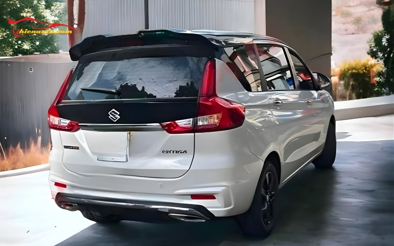 Đuôi gió Suzuki Ertiga có độ bền cao, chịu nắng mưa tốt