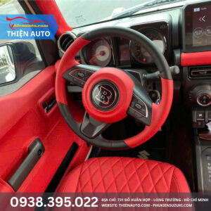 Khâu da vô lăng Suzuki Jimny cùng đổi màu nội thất đồng bộ 