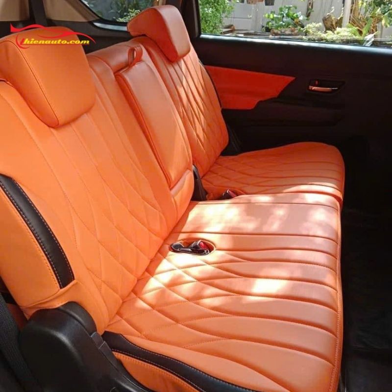 Mẫu ghế da Suzuki Ertiga màu cam Hermes